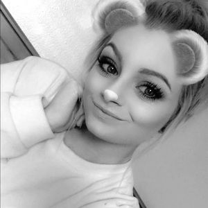 Meet your Posher, Regan